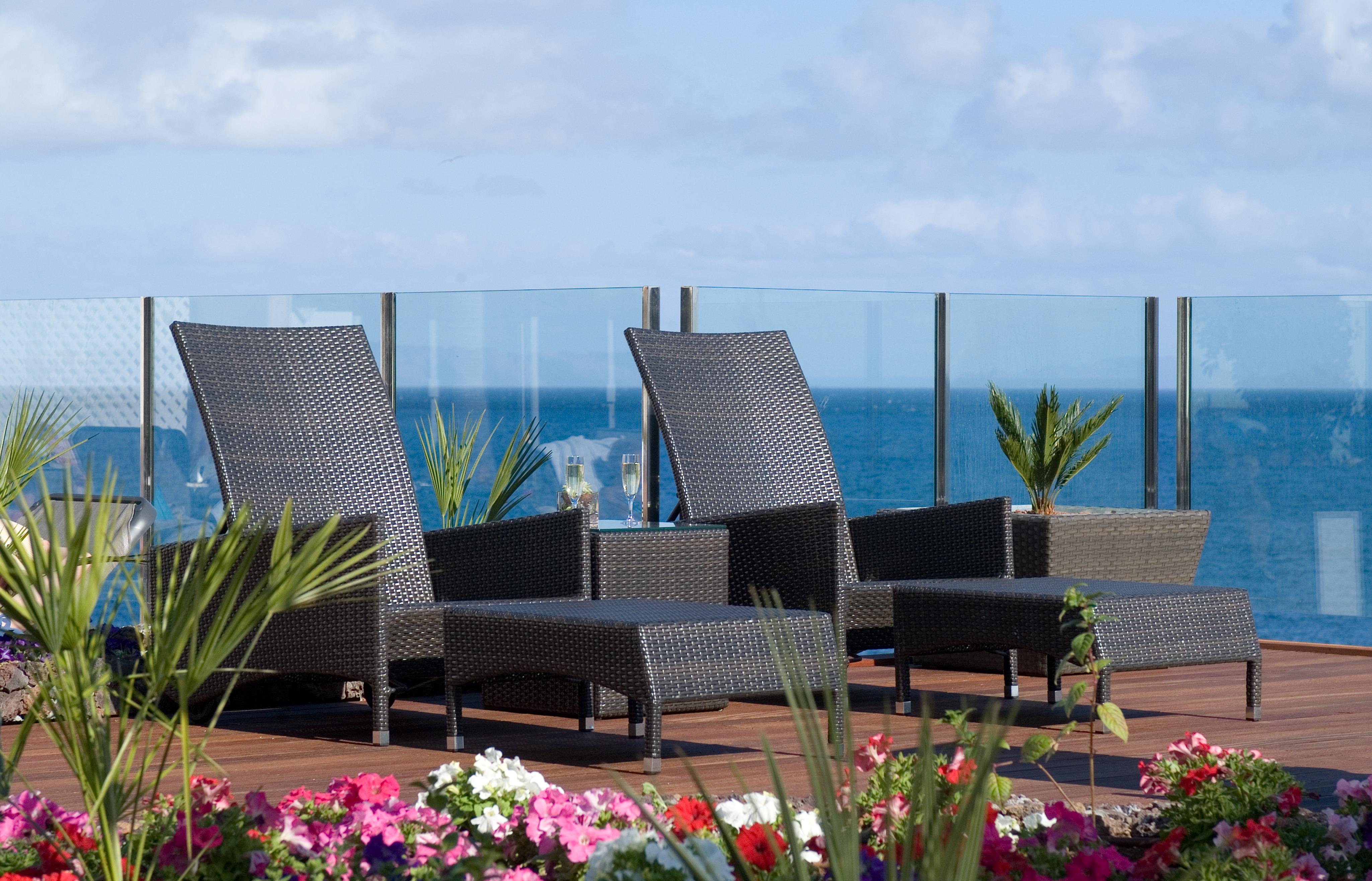 Pestana Carlton Madeira Ocean Resort Hotel Funchal  Exterior foto The rooftop terrace at the hotel