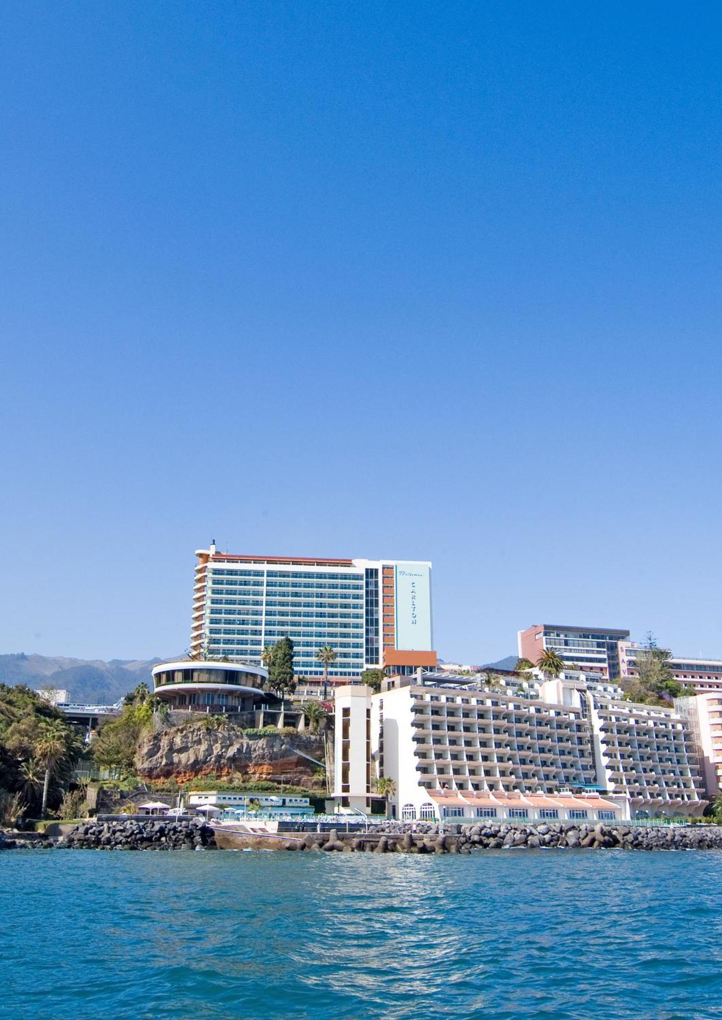Pestana Carlton Madeira Ocean Resort Hotel Funchal  Exterior foto The hotel in 2012