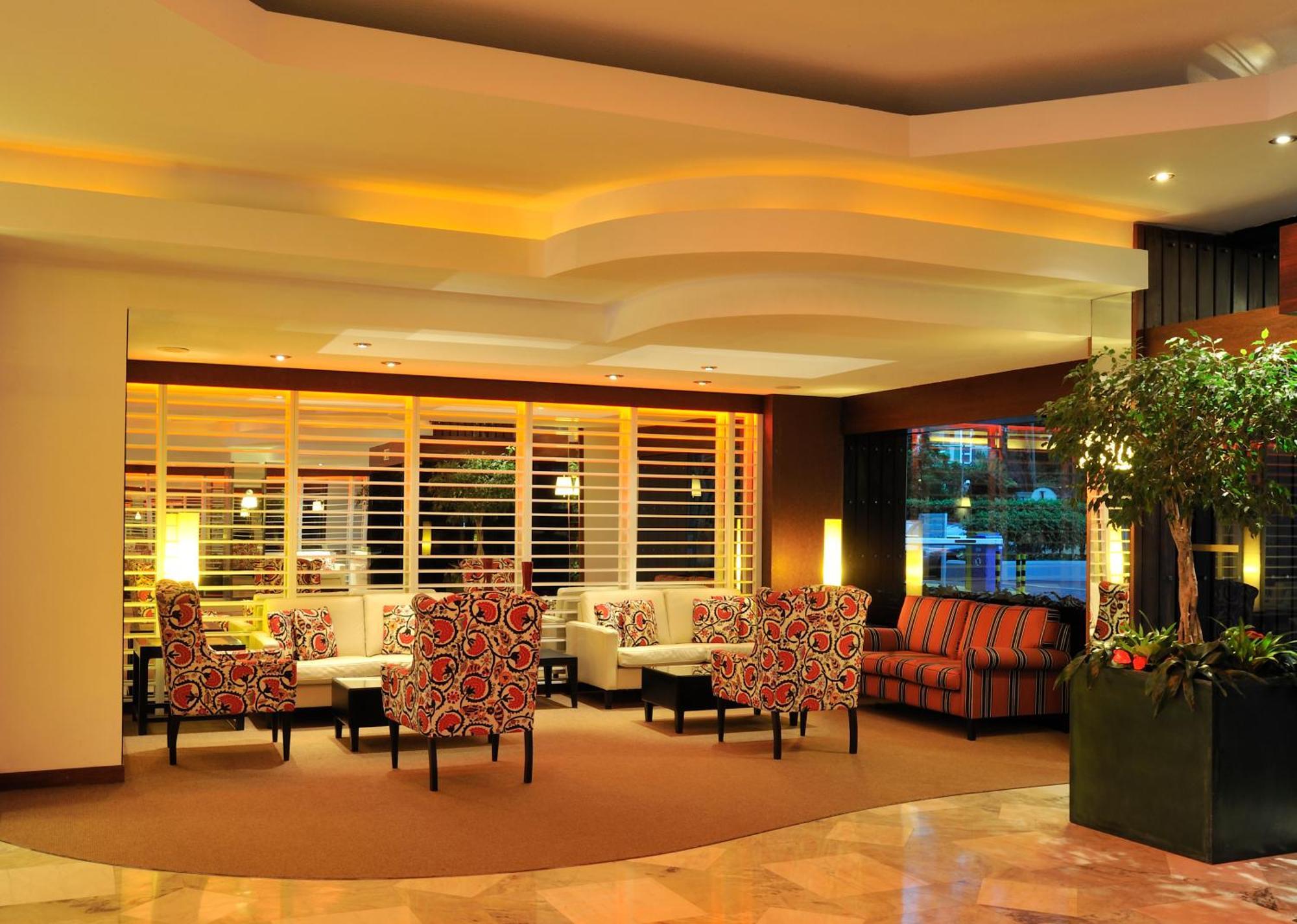 Pestana Carlton Madeira Ocean Resort Hotel Funchal  Exterior foto Lobby