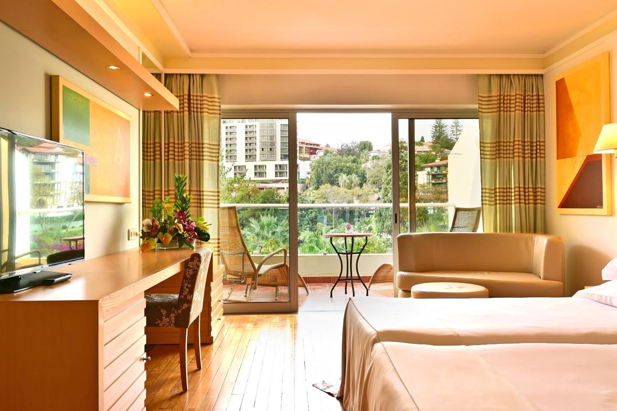Pestana Carlton Madeira Ocean Resort Hotel Funchal  Exterior foto