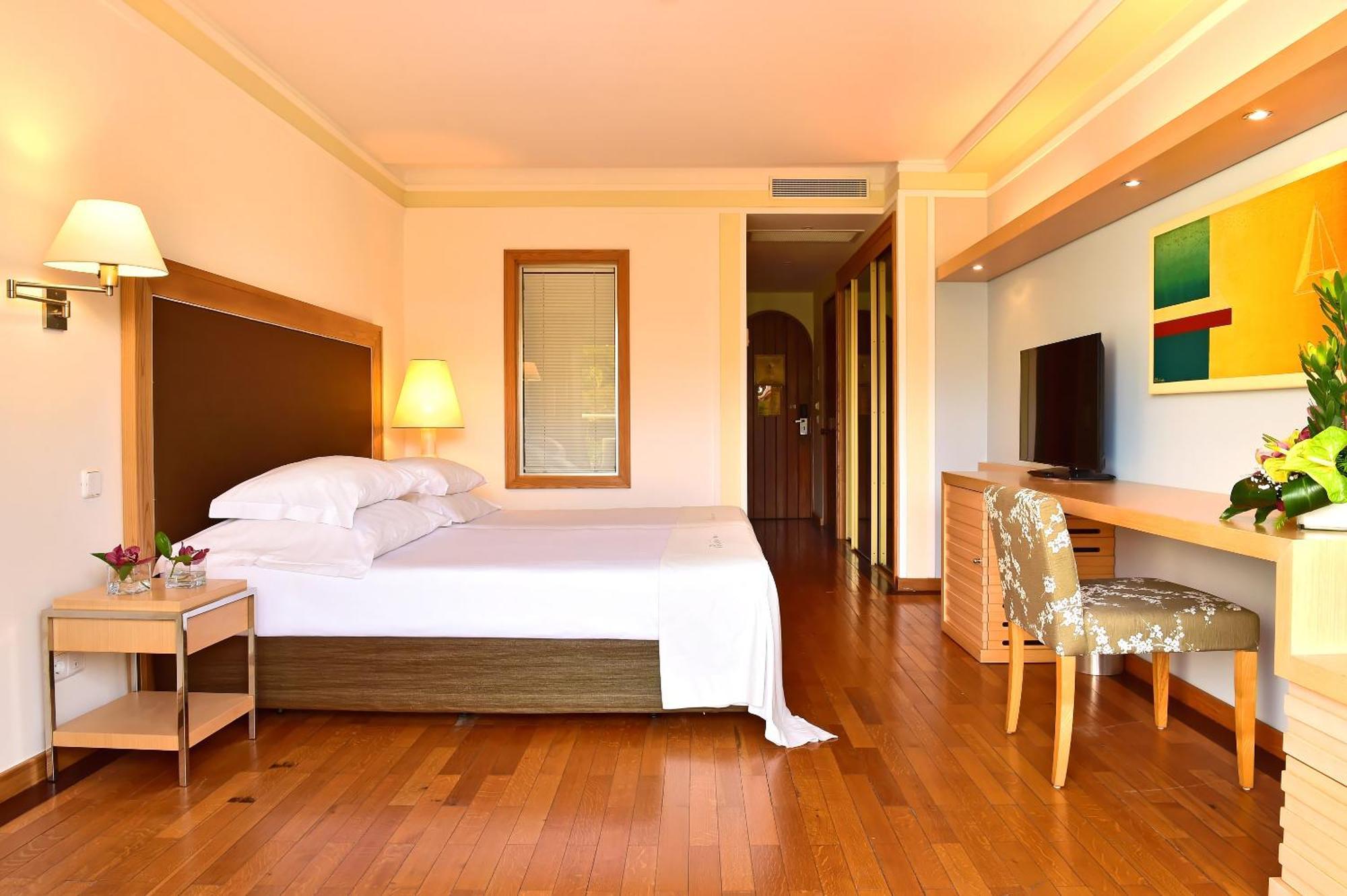 Pestana Carlton Madeira Ocean Resort Hotel Funchal  Exterior foto